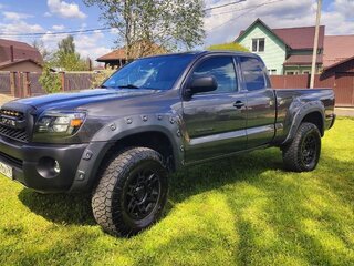 2007 Toyota Tacoma II, серый, 3100000 рублей, вид 2