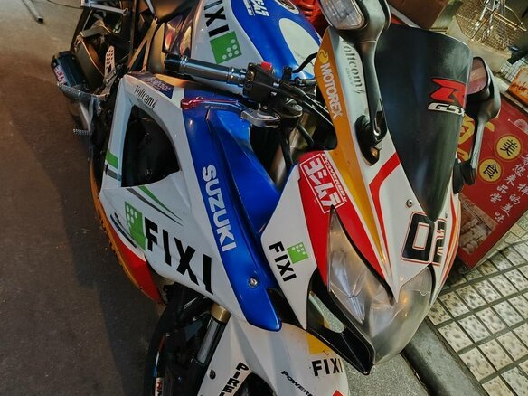 2005 Suzuki GSX 600F Katana, белый, 400000 рублей