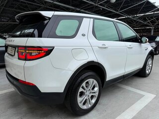 2020 Land Rover Discovery Sport I Рестайлинг, белый, 2900000 рублей, вид 3