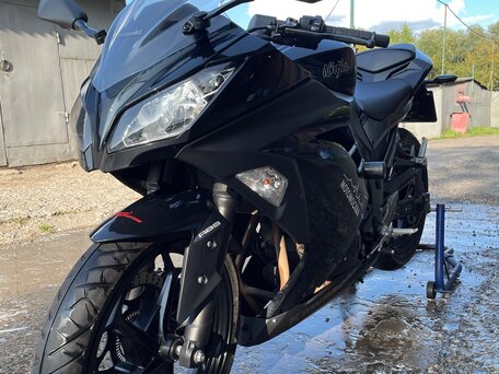 2013 Kawasaki Ninja 300, чёрный, 480000 рублей, вид 4