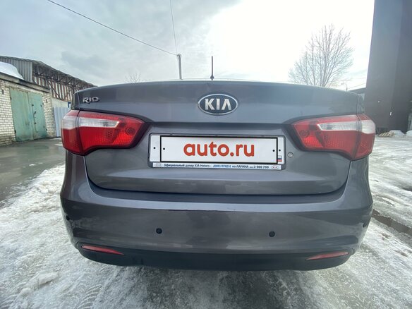 2013 Kia Rio III, серый, 900000 рублей - вид 7