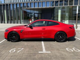 2022 BMW M4 Competition Package G82/G83, красный, 7990000 рублей, вид 4
