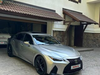 2020 Lexus IS 350 III Рестайлинг 2, серый, 4500000 рублей, вид 3