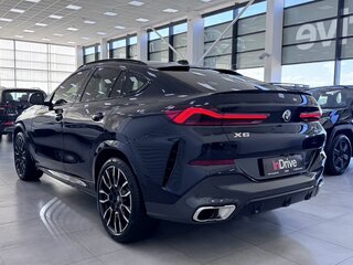 2025 BMW X6 30d III (G06) Рестайлинг, чёрный, 14490000 рублей, вид 4
