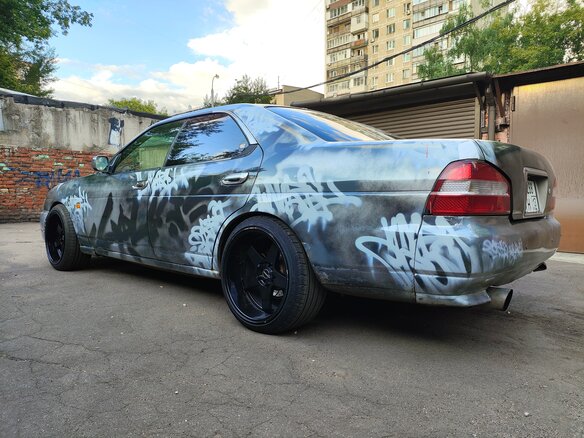 1998 Nissan Laurel VIII (C35), белый, 450000 рублей - вид 8