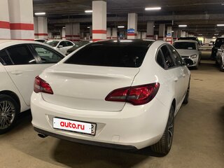 2012 Opel Astra J Рестайлинг, белый, 500000 рублей, вид 3