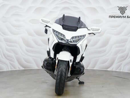 2020 Honda GL 1800 Gold Wing, белый, 2549000 рублей, вид 4