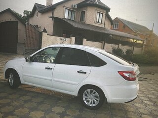 2017 Lada (ВАЗ) Granta I, белый, 600000 рублей, вид 4