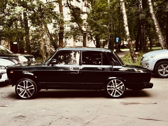 2011 Lada (ВАЗ) 2107, синий, 400000 рублей