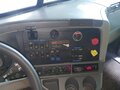 2002 Freightliner Columbia, белый, 2300000 рублей - вид 9