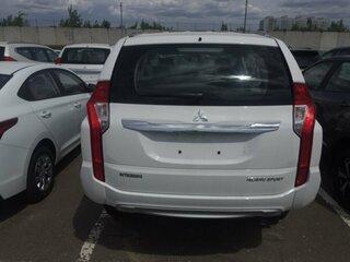2018 Mitsubishi Pajero Sport III, белый, 5000000 рублей, вид 5