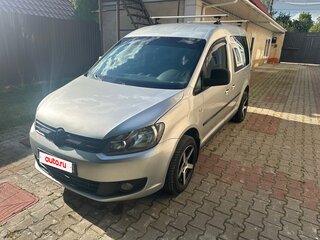 2011 Volkswagen Caddy III Рестайлинг, серебристый, 600000 рублей, вид 1