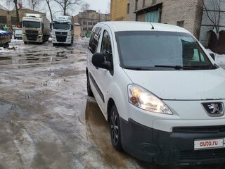 2011 Peugeot Partner II, белый, 380000 рублей, вид 2