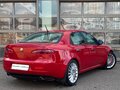 2011 Alfa Romeo 159, красный - вид 3