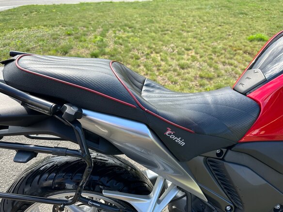 2010 Honda VFR 1200, красный, 1050000 рублей - вид 5