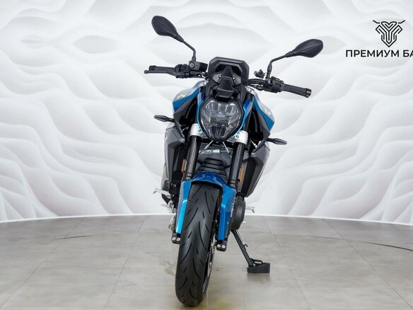 2025 BMW F 900 R, синий, 1170000 рублей - вид 3