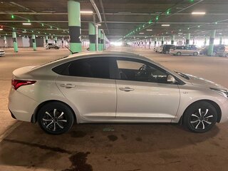 2019 Hyundai Solaris II, бежевый, 1300000 рублей, вид 3