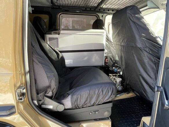2011 Mercedes-Benz G-Класс 300 Professional I (W461) Professional, жёлтый - вид 23