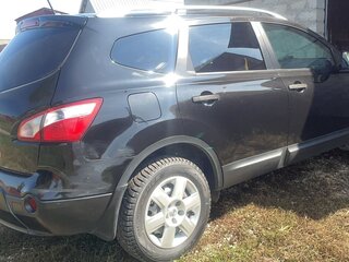 2010 Nissan Qashqai+2 I Рестайлинг, чёрный, 1200000 рублей, вид 2