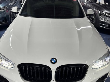 2021 BMW X4 M40i II (G02), белый, 6000000 рублей, вид 3