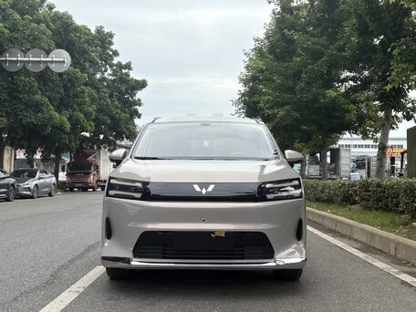2026 Wuling Starlight 730, бежевый, 2550000 рублей, вид 2