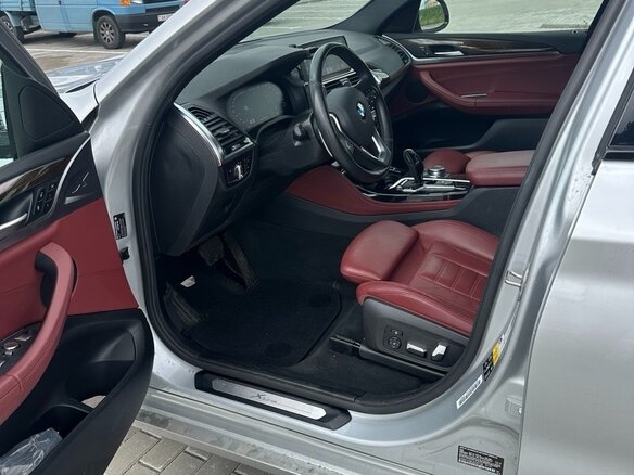 2021 BMW X4 30i II (G02) Рестайлинг, серебристый, 3595561 рублей - вид 15