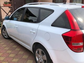 2011 Kia Ceed I Рестайлинг, белый, 690000 рублей, вид 4