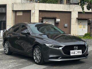2022 Mazda 3 Axela IV (BP), серый, 1580000 рублей, вид 3