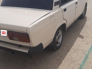 1995 Lada (ВАЗ) 2105, бежевый, 115000 рублей, вид 4