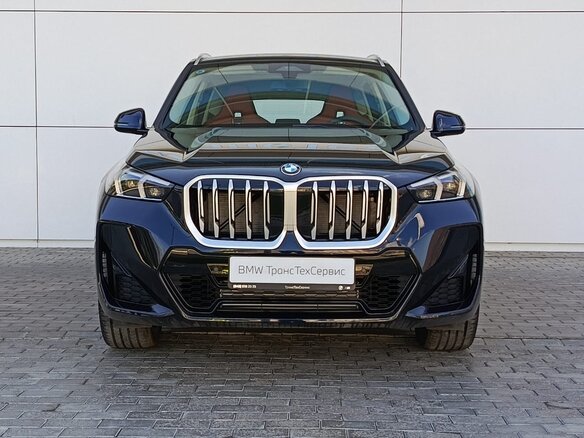 2026 BMW X1 Long 25Li xDrive III (U11/U12), чёрный, 6200000 рублей - вид 1
