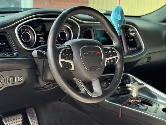 2014 Dodge Challenger R__T III Рестайлинг 2, белый, 5950000 рублей - вид 12