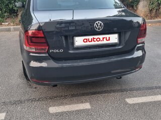 2018 Volkswagen Polo V Рестайлинг, серый, 999000 рублей, вид 3