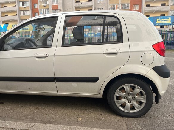 2008 Hyundai Getz I Рестайлинг, белый, 400000 рублей - вид 4