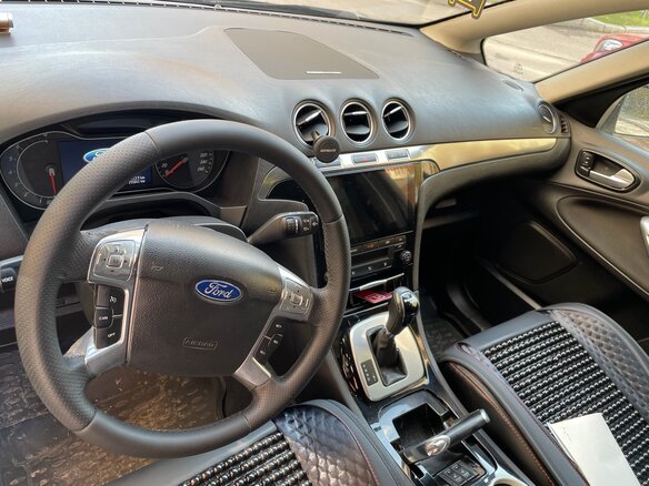 2011 Ford S-MAX I Рестайлинг, чёрный, 700000 рублей - вид 14