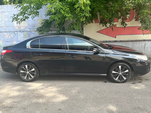 2010 Renault Latitude I, чёрный, 1010000 рублей - вид 11