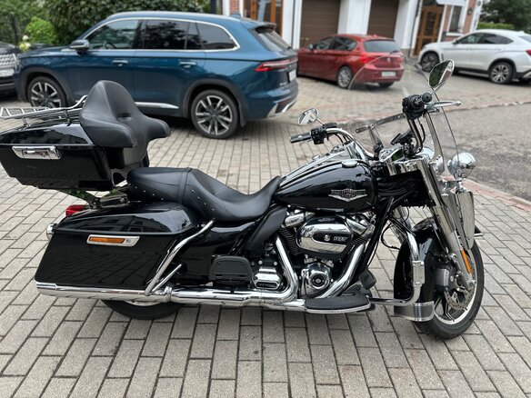 2018 Harley-Davidson Road King, чёрный, 2350000 рублей - вид 3