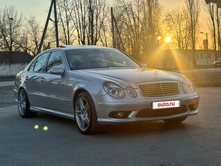 2004 Mercedes-Benz E-Класс 320 III (W211, S211), серебристый, 1400000 рублей, вид 2