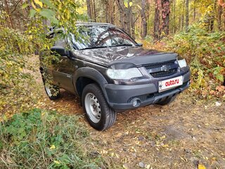 2013 Chevrolet Niva I Рестайлинг, коричневый, 530000 рублей, вид 2