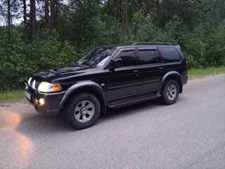 2005 Mitsubishi Pajero Sport I Рестайлинг, чёрный, 1500000 рублей, вид 2