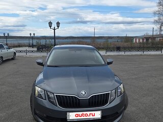 2020 Skoda Octavia III (A7) Рестайлинг, серый, 1850000 рублей, вид 2