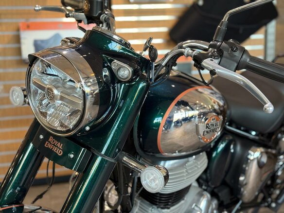 2026 Royal Enfield Classic 350, серый, 526000 рублей - вид 6