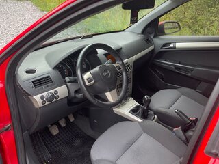 2008 Opel Astra H Рестайлинг, красный, 340000 рублей, вид 3