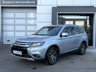 2018 Mitsubishi Outlander III Рестайлинг 2, серебристый, 1559000 рублей, вид 1