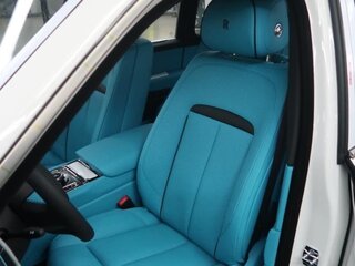 2025 Rolls-Royce Cullinan I Рестайлинг (Series II), чёрный, 66690000 рублей, вид 5