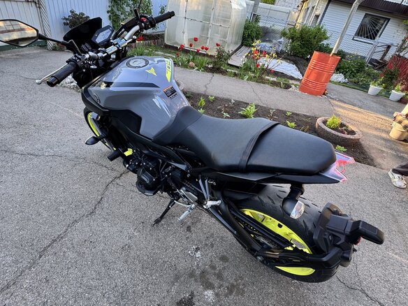 2017 Yamaha MT-09 (FZ-09), серый, 930000 рублей - вид 19