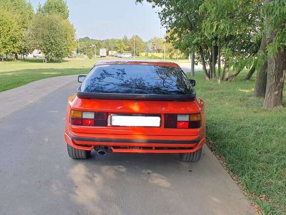 1982 Porsche 944, оранжевый - вид 7
