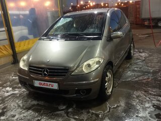 2005 Mercedes-Benz A-Класс 200 II (W169), серый, 400000 рублей, вид 1