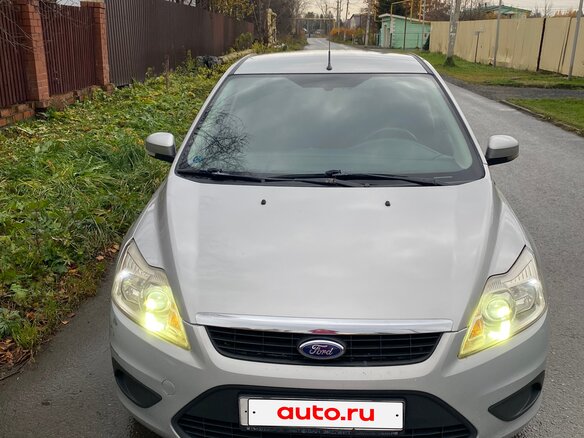 2011 Ford Focus II Рестайлинг, серый, 400000 рублей