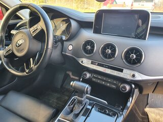 2018 Kia Stinger I, красный, 2400000 рублей, вид 5