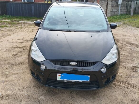 2010 Ford S-MAX I, чёрный, 750000 рублей